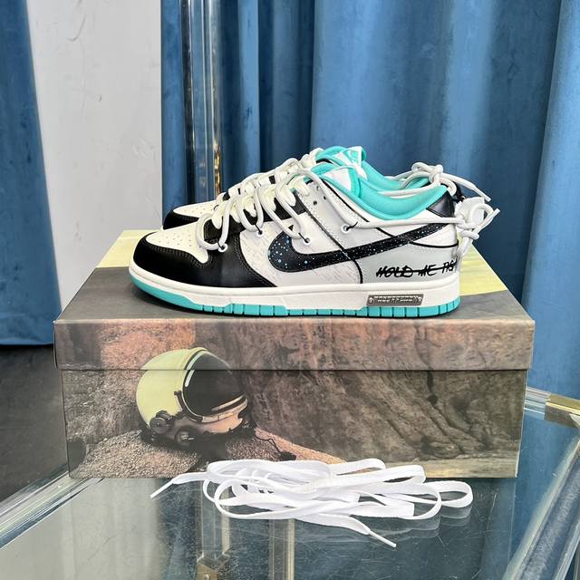 新配色 高端顶级优势货源 Nike Sb Dunk Low复古休闲板鞋 Size: 36-46 带半码