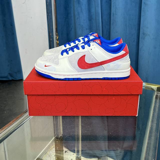 新配色 高端顶级优势货源 Nike Sb Dunk Low复古休闲板鞋 Size: 36-46 带半码