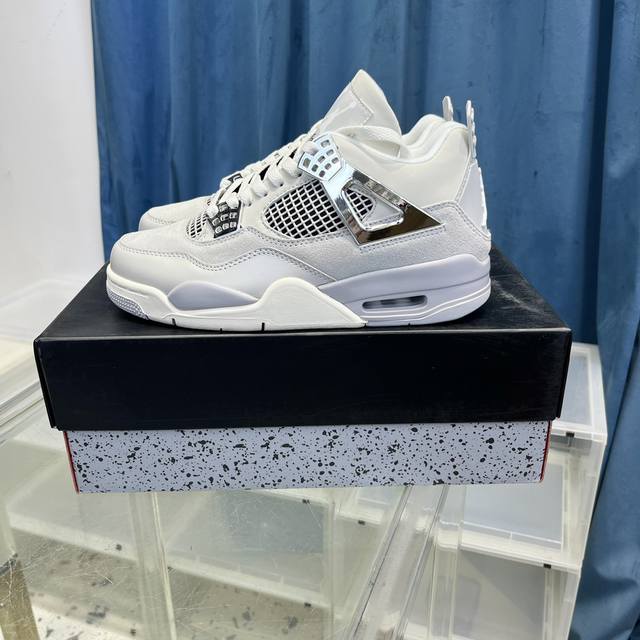 顶级版本 档口现货 高版本 Aj4 中帮 球鞋 码数36-47 带半码