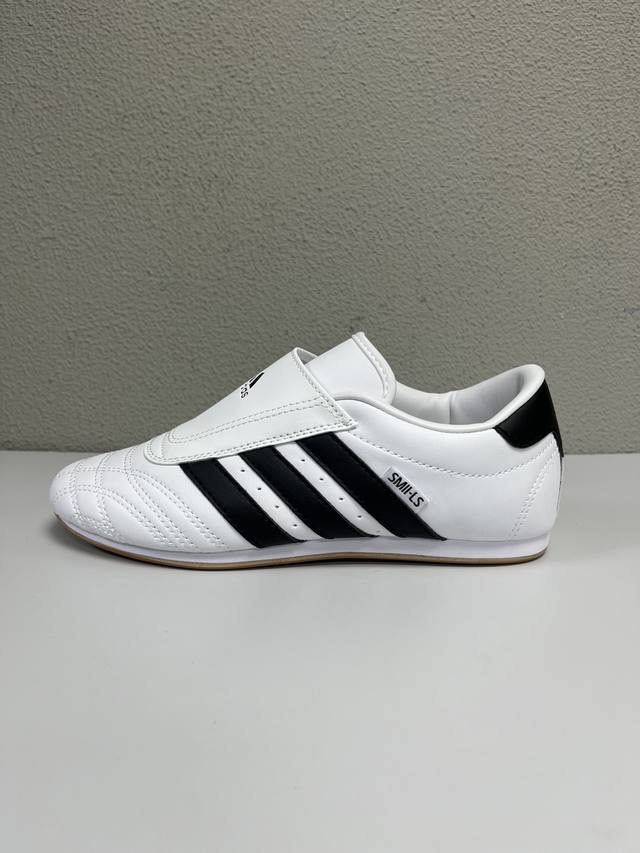 adidas Originals Taekwondo 运动舒适 耐磨 低帮 训练鞋 男女同款 白黑 Size：36 36.5 37.5 38 38.5 39 4