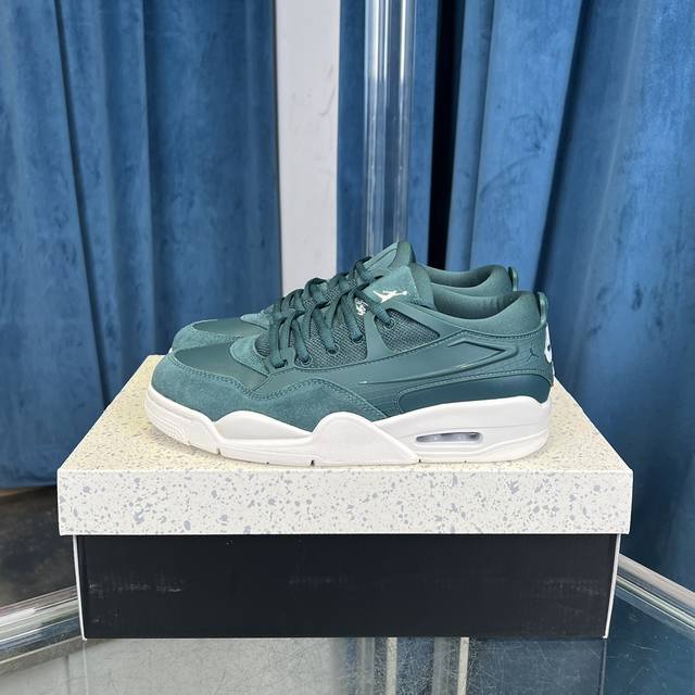 顶级版本 原装公司级 Air Jordan 4 Rm Oxidized Green 白绿 Aj4重置版来了 整体在保留aj4经典造型的同时 我们看到取消了原本的