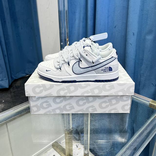 新配色 高端顶级优势货源 Nike Sb Dunk Low复古休闲板鞋 Size: 36-46 带半码