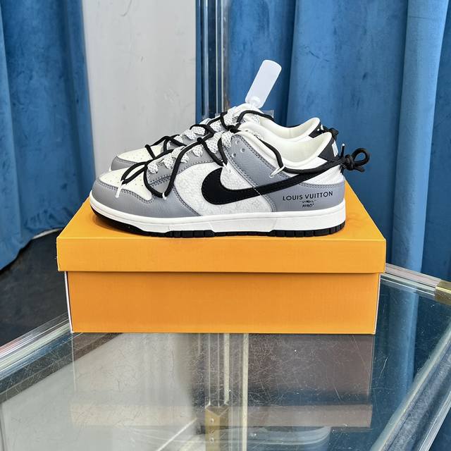 新配色 高端顶级优势货源 Nike Sb Dunk Low复古休闲板鞋 Size: 36-46 带半码