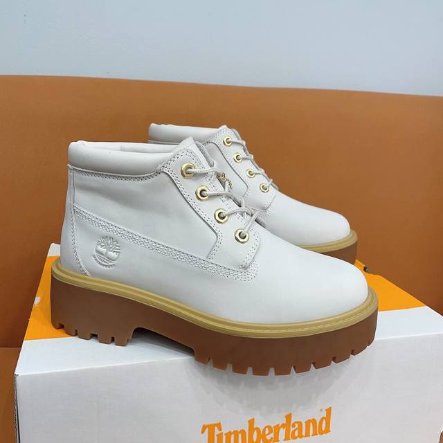 出厂女码 男码 ，Timberland 添柏岚大黄靴新品推荐 一年四季都好穿的百搭大黄靴：更柔软更舒适，自带增高效果，小个子mm福音，美拉德式户外踢不烂，简约内