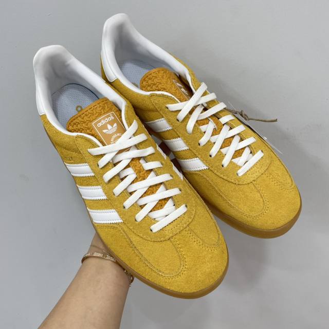 出厂 纯原 现货 专柜版 阿迪 阿迪达斯adidas Gazelle Indoor Trainers 羚羊内训系列低帮复古百搭休闲运动德训风板鞋 尺码：35.5