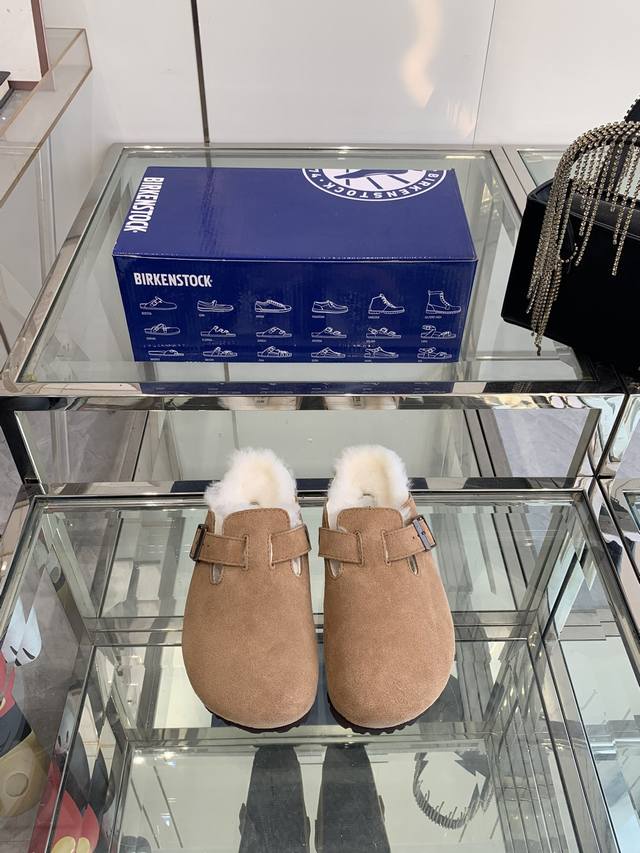 birkenstock 勃肯羊毛半拖 原版开发 顶级进口高丝光牛反绒内里a级羊毛；上脚超舒适百搭、时尚，爱美的美眉们值得拥有！码数：35-40 40订做