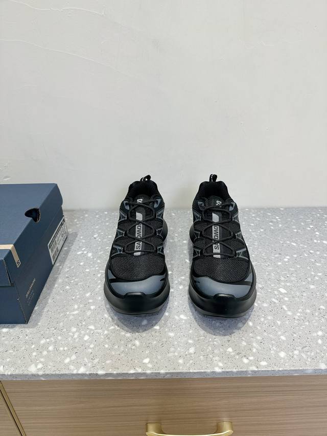 cdg X Salomon 萨洛蒙 联名款xt-6 系列 厚底 休闲 运动鞋 原版购入开发 做货 延续品牌设计基因，融合简约的设计和实用的技术性 联名鞋款依旧是