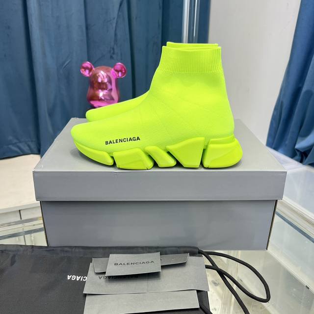 高版本 Balenciaga巴黎世家经典锯齿底袜子鞋 复古休闲运动鞋 原版一比一做法、鞋面高密度飞织 独家组合大底、正品全套包装、码数：35-45