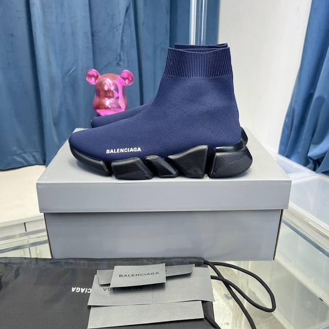 高版本 Balenciaga巴黎世家经典锯齿底袜子鞋 复古休闲运动鞋 原版一比一做法、鞋面高密度飞织 独家组合大底、正品全套包装、码数：35-45