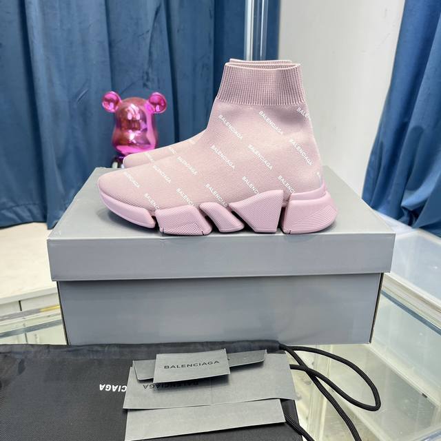 高版本 Balenciaga巴黎世家经典锯齿底袜子鞋 复古休闲运动鞋 原版一比一做法、鞋面高密度飞织 独家组合大底、正品全套包装、码数：35-45