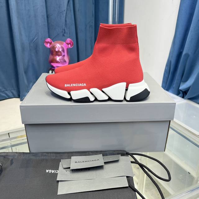 高版本 Balenciaga巴黎世家经典锯齿底袜子鞋 复古休闲运动鞋 原版一比一做法、鞋面高密度飞织 独家组合大底、正品全套包装、码数：35-45