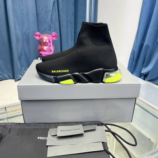 高版本 Balenciaga巴黎世家经典气垫袜子鞋 复古休闲运动鞋 原版一比一做法、鞋面高密度飞织 独家组合大底、正品全套包装、码数：35-45