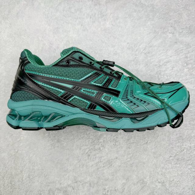 asics Gel-Kayano 14 亚瑟士系列轻量缓震休闲运动跑步鞋 设计师 Hidenori Yamashita 以 Flash 一词为灵感，创造出未来感