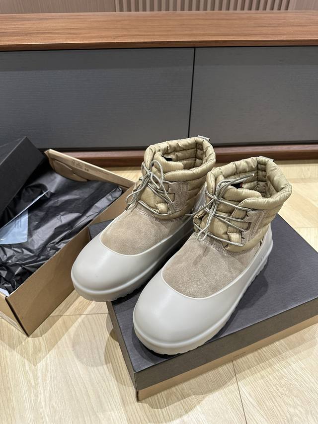 ugg P: 情侣款，Size：35-44. Ugg2024秋季新款两穿胶套雪地靴 麂皮拼羽绒内羊毛 Eva底加胶套防污防水.