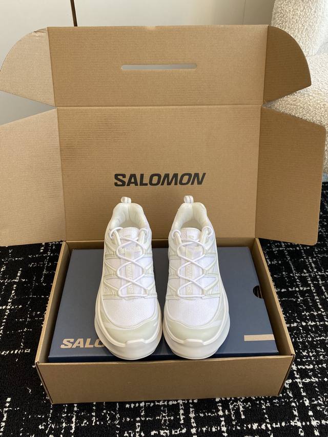 代购级 Cdg X Salomon 萨洛蒙 联名款xt-6 系列 厚底 休闲 运动鞋 原版购入开发 做货 延续品牌设计基因，融合简约的设计和实用的技术性 联名鞋