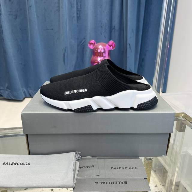 balenciaga原厂出品 代购级别 . 最新原版工艺大底开模 ，春夏新色系！Tpu十抽真空大底。 鞋面: 高弹全橡筋飞织 ！ 内里：进口双面绒，即舒适又回弹