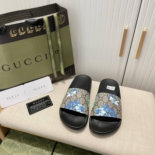 橙子出厂价Gucci 古驰 夏季新款 情侣款平底拖鞋 休闲沙滩一字拖码数：35-45