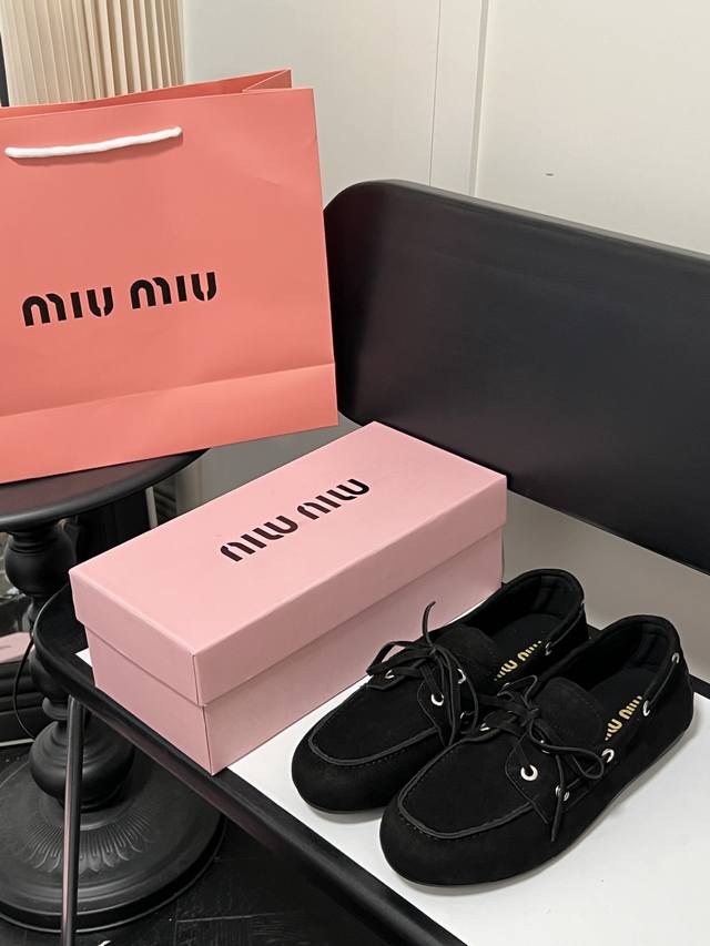 出厂：25Ss 全真皮乐福鞋 MiumiuSize：35-40