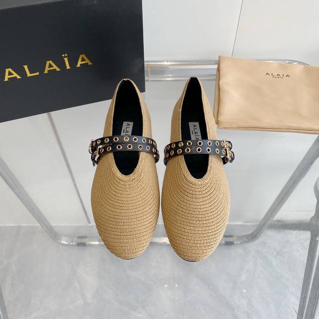 冲量价: Alaia Alaia Sf24新品 阿莱亚 稻草平底芭蕾舞鞋.原版购入法国一线奢侈品牌alaia品牌源自其创始人，Azzedine Alaia是上世