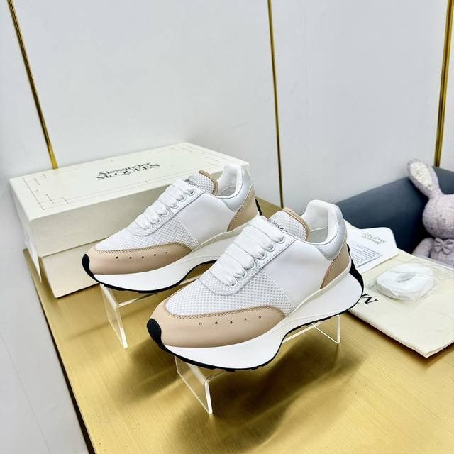 冲量价: 顶级版本，情侣码35-44Alexander Mcqueen 亚历山大.麦昆2024新款sprint运动跑步老爹鞋 顶级版本Sprint Runner