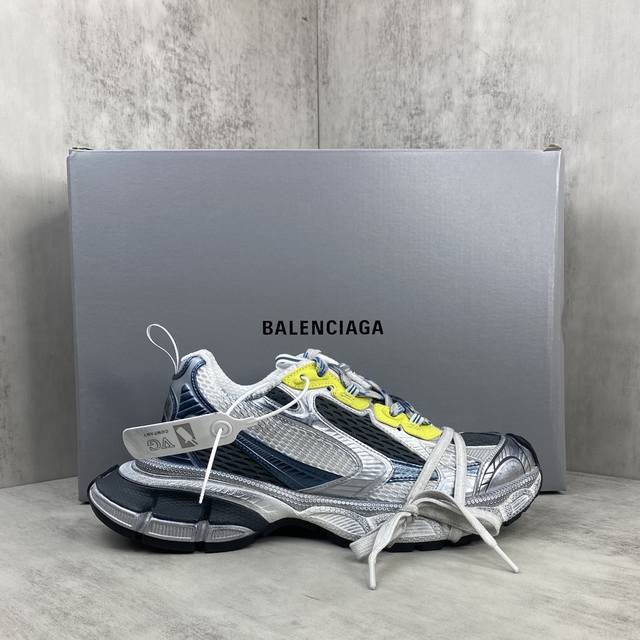 新款上架Balenciaga Phantom Sneaker 官方同步 巴黎世家全新十代潮流跑鞋 W3Xl59047#增加全新设计 在延续 Track Trai