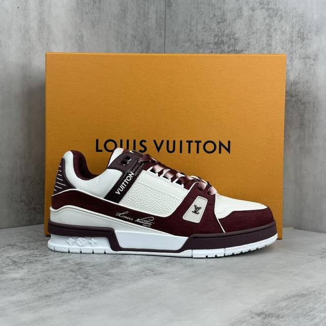 新款上架 2024 Louis*Vuitto* Lv Trainer 最新款 大底和面料私模 绝对下血本费心思的一款鞋子 自vifgil到来之后而设计的这一系列