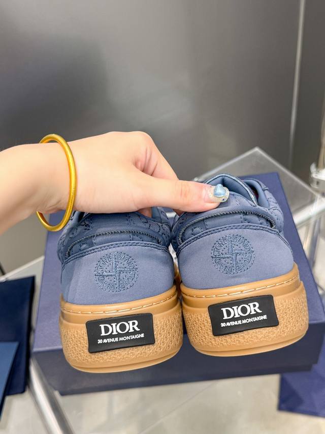 出厂价：迪奥 2024秋冬高定系列新款男鞋 Cd 果冻色平底休闲鞋 Dior And Stone Island B33圆头系带帆布滑板鞋 明星同款oblique