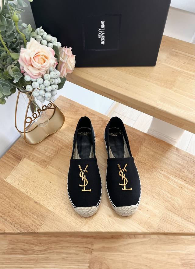 女款 男款Saint Laurent 圣罗兰 2024年 早春 金色字母logo渔夫鞋 Ysl标志、麻绳中底和内底收起麻布橡胶鞋底码数：36-45西班牙制造