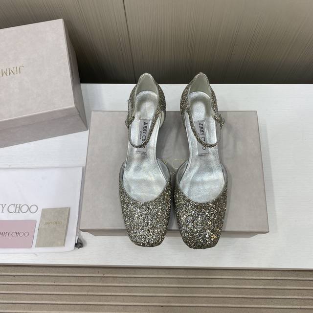 出厂价New . Sy Best For You_______________________________Jimmy Choo 尖头水钻高跟鞋一双适合任何场