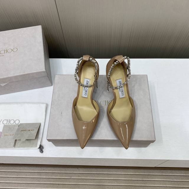 出厂价New . Sy Best For You_______________________________Jimmy Choo 尖头水钻高跟鞋一双适合任何场