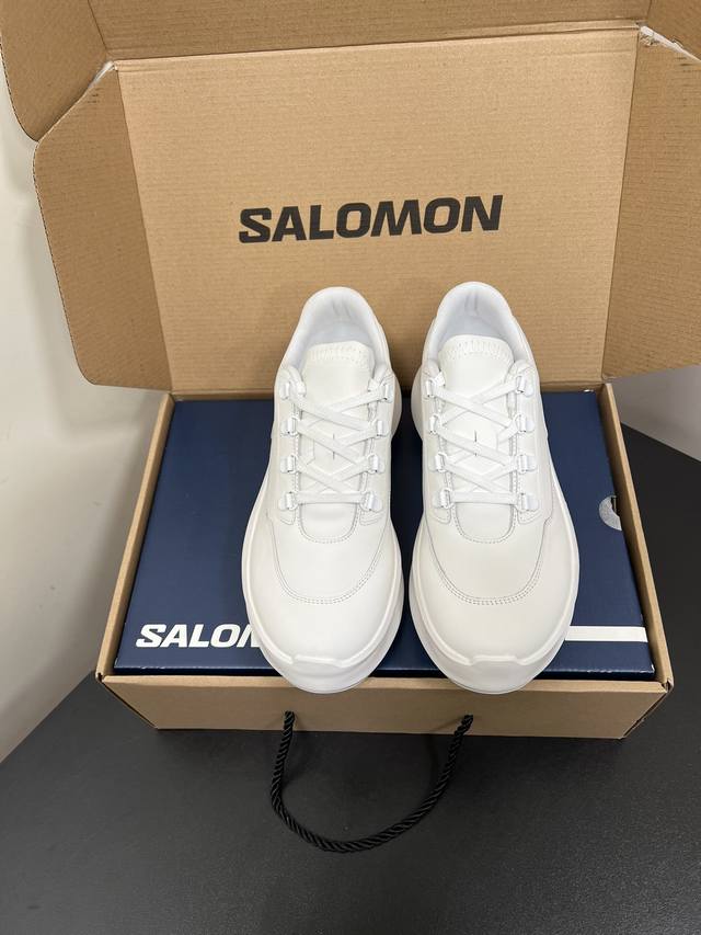 Salomon萨洛蒙 X Cdg联名款增高鞋居然超级超级轻看上去好像很重实际上脚特别的轻走路也不打脚瞬间增高7Cm哈哈值得推荐一个大大的赞Size 34-40