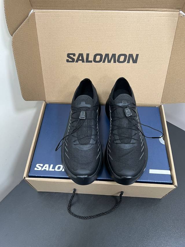 Salomon萨洛蒙 X Cdg联名款增高鞋居然超级超级轻看上去好像很重实际上脚特别的轻走路也不打脚瞬间增高7Cm哈哈值得推荐一个大大的赞Size 34-40