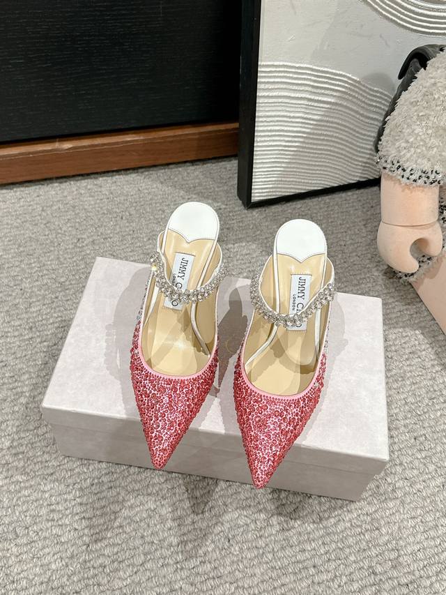 代购级版本Jimmy Choo 钻链水晶高跟鞋Jc这款saeda系列｜水晶鞋真的太美了～兼具性感与脚翘，美到简直让人无法抗拒闪闪发光上脚超美优雅气质～高级感拉满